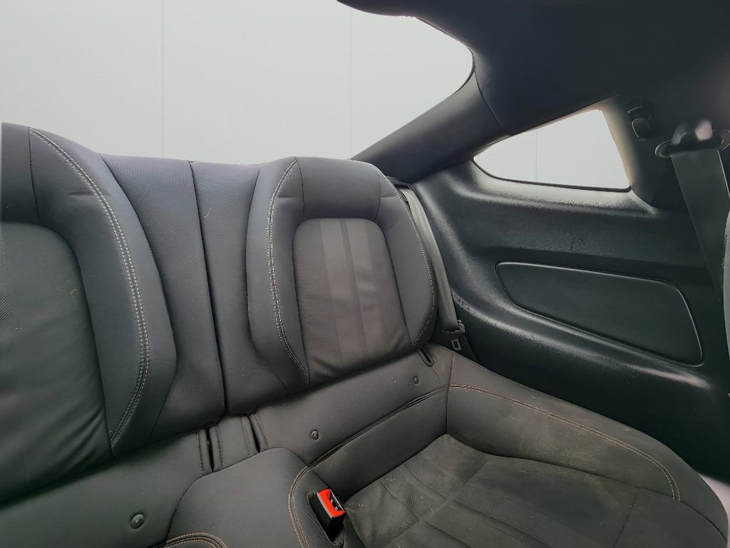 Used 2019 Ford Mustang Coupe image 23