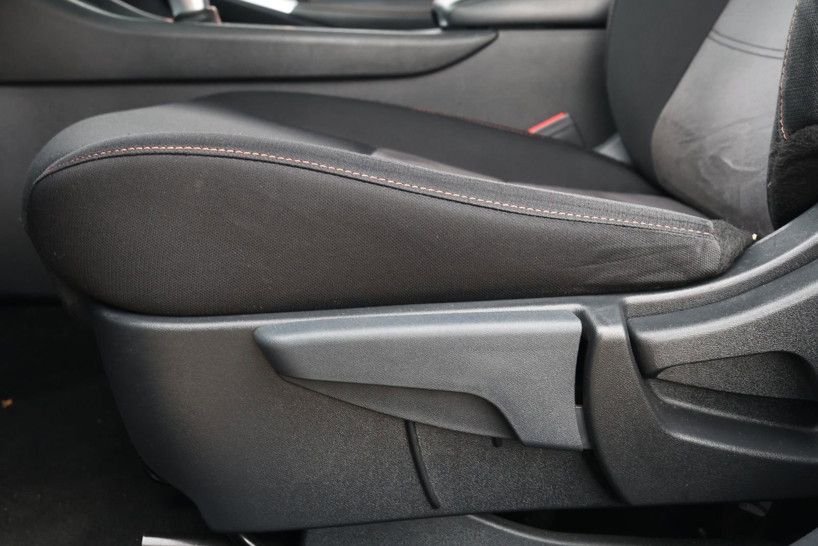 Used 2023 Nissan Sentra SR w/ Electronics Package image 27