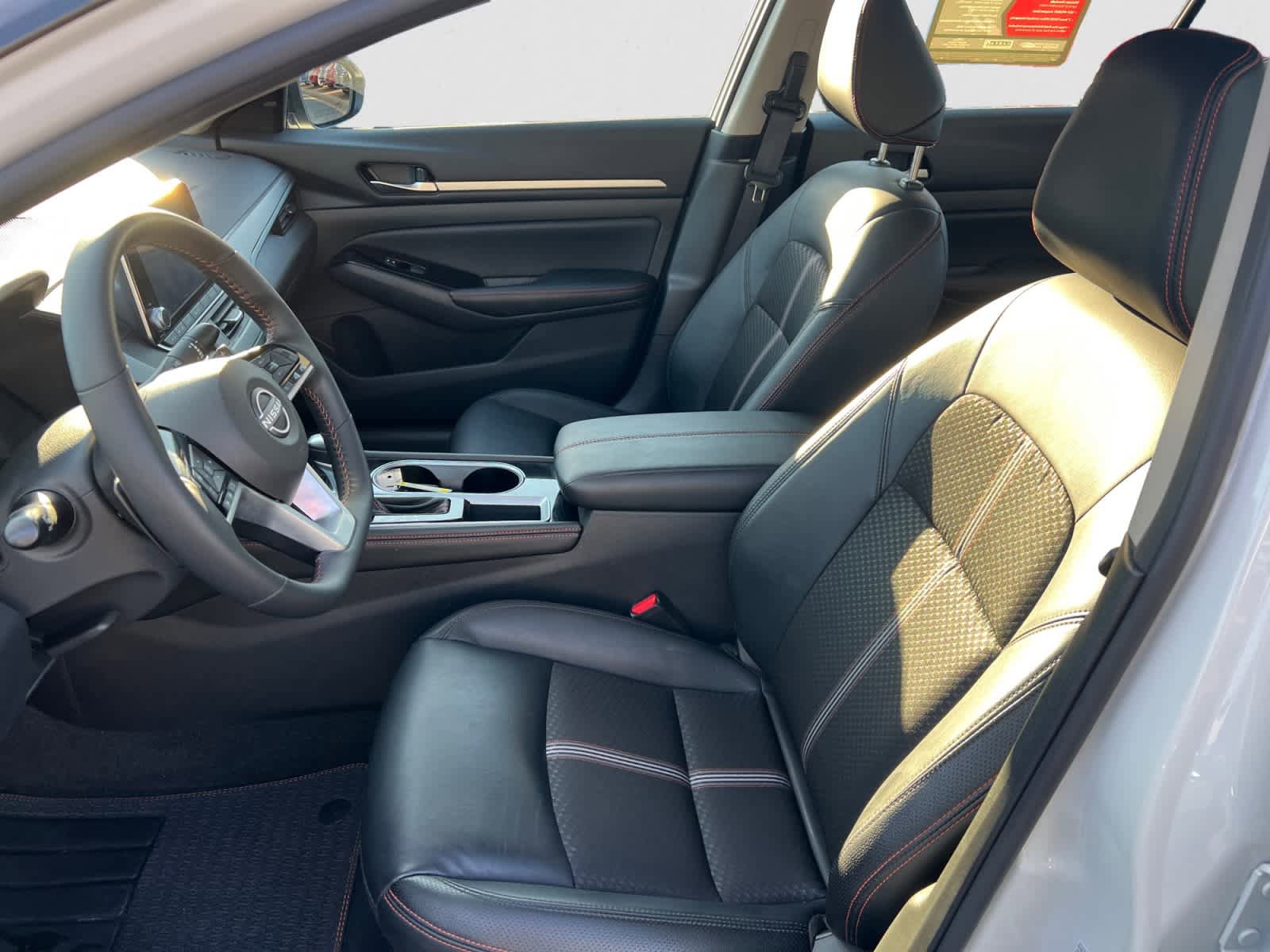 Certified 2025 Nissan Altima 2.5 SR FWD image 16