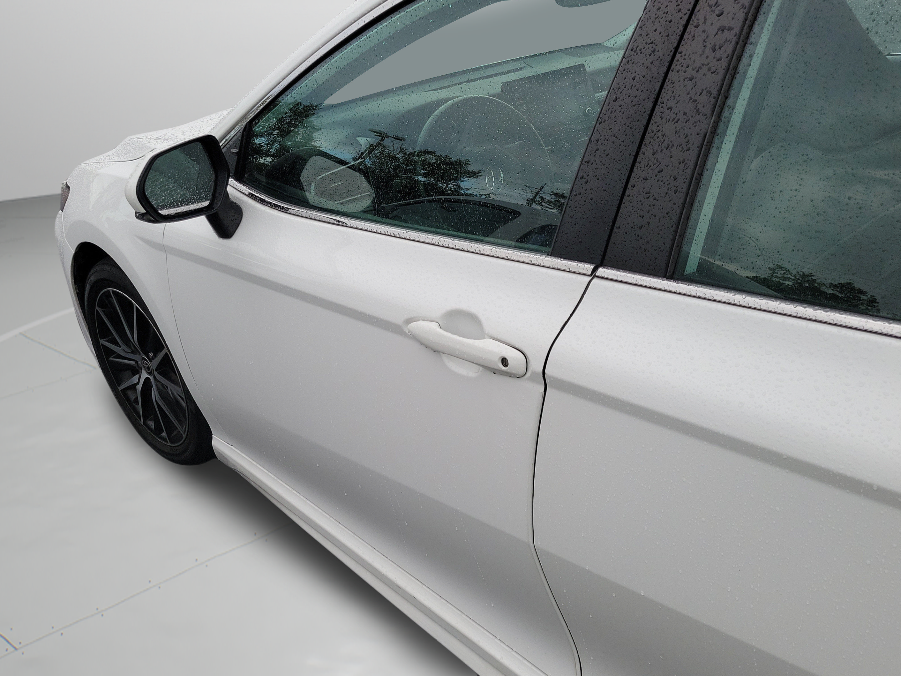 Used 2023 Toyota Camry SE AWD/4WD image 29