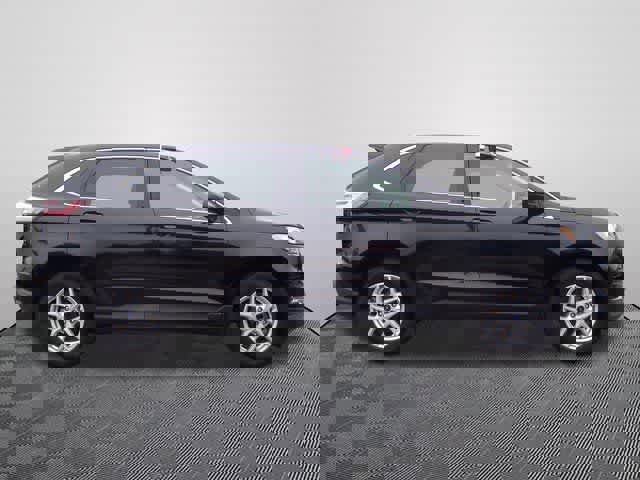 Used 2022 Ford Edge SEL image 4