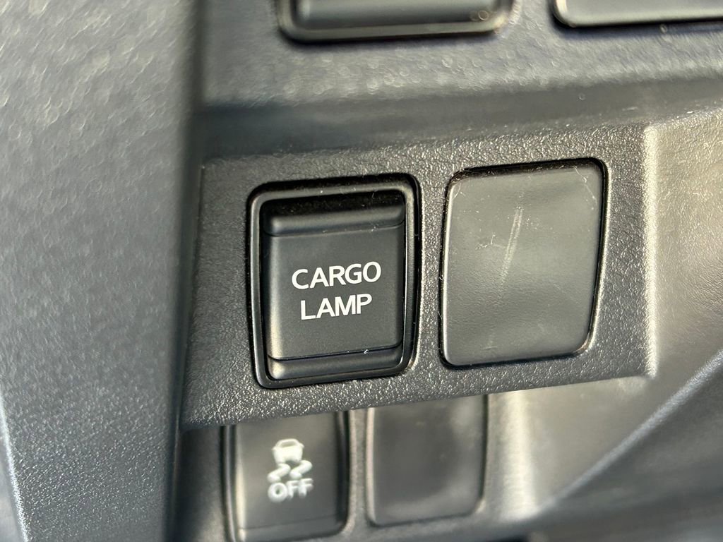 Used 2023 Nissan Frontier SV w/ SV Convenience Package image 21