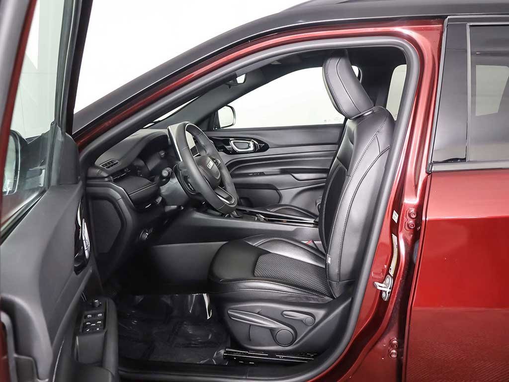 Used 2022 Jeep Compass Altitude w/ Sun and Sound Group image 29