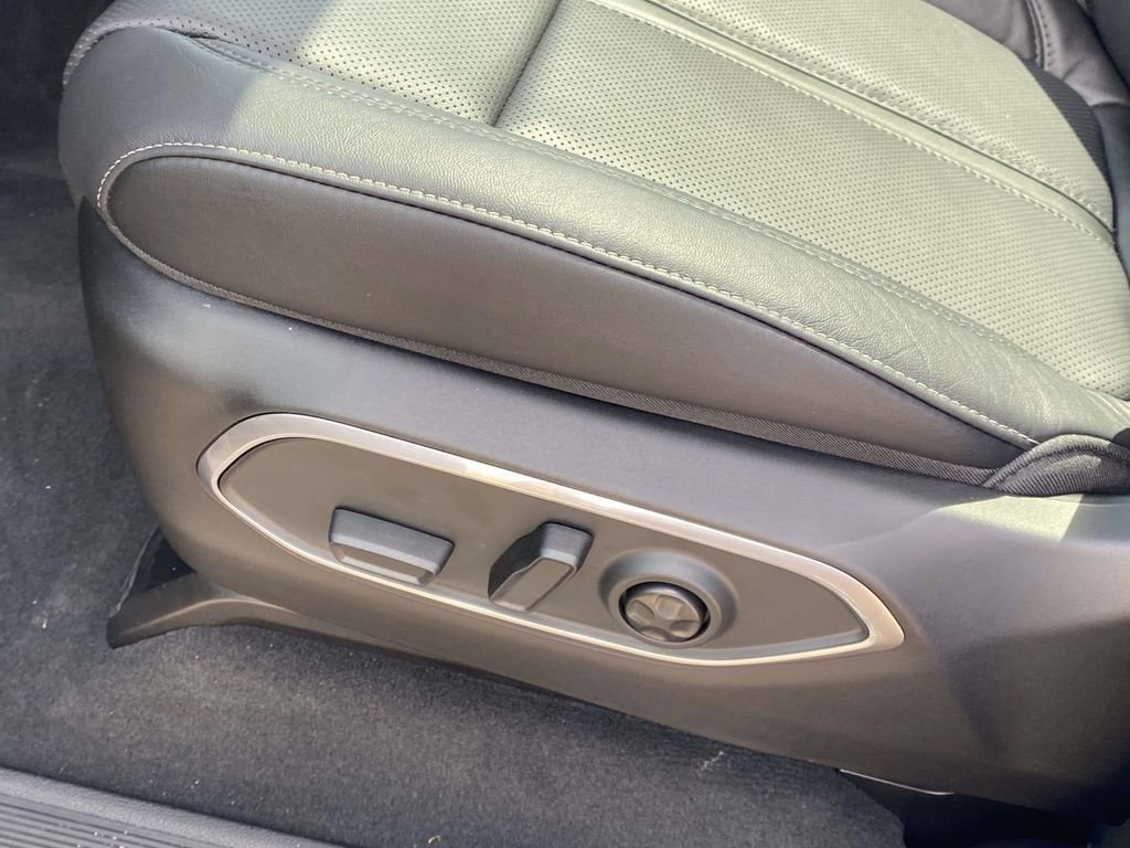 New 2026 Jeep Grand Wagoneer Limited w/ Premium Group II image 14