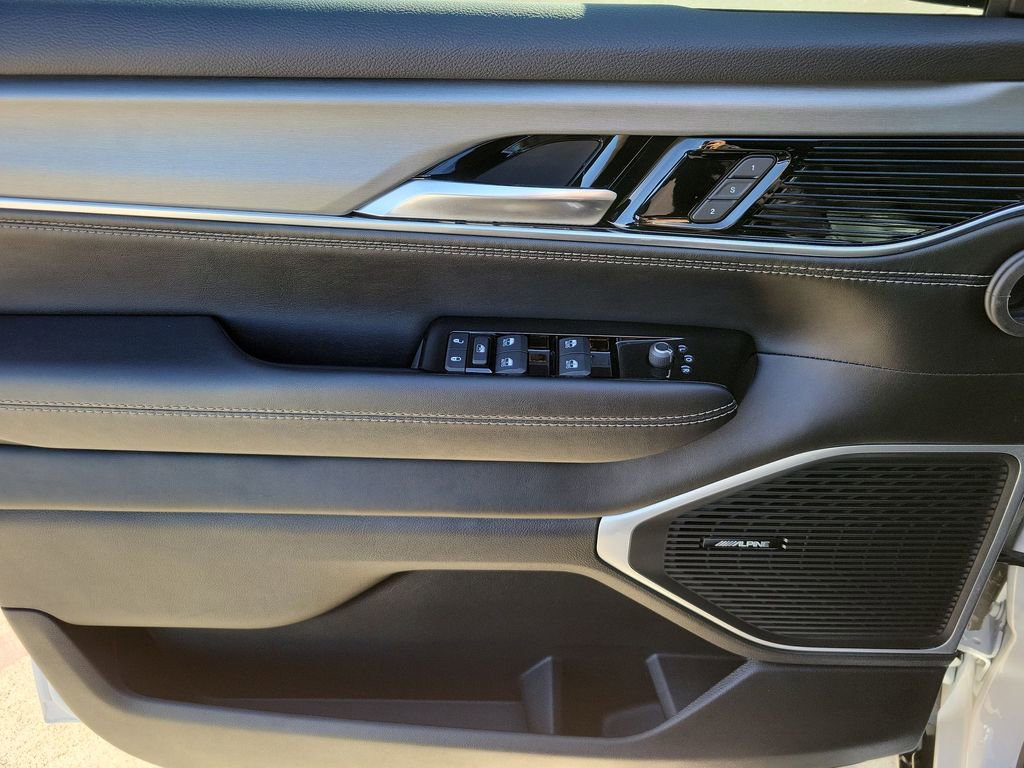 Used 2023 Jeep Wagoneer Series II image 23