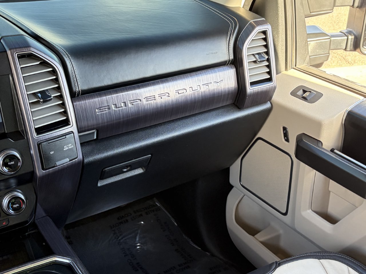 Used 2021 Ford F350 Limited AWD/4WD image 18