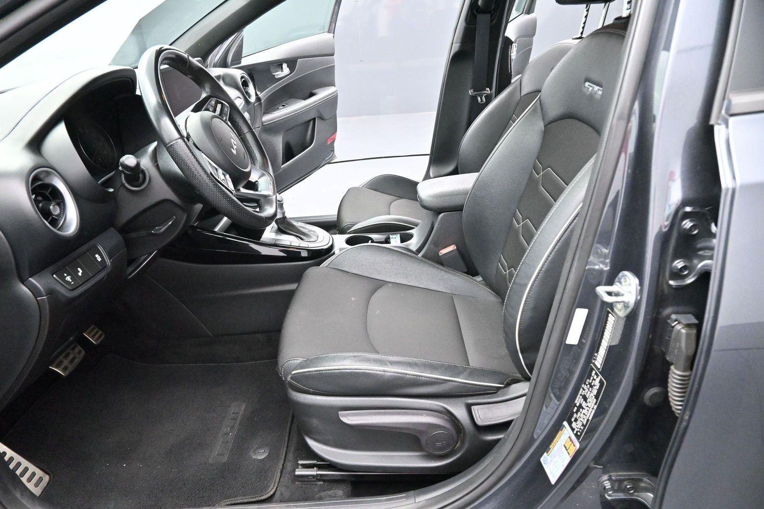 Used 2022 Kia Forte GT-Line FWD image 12
