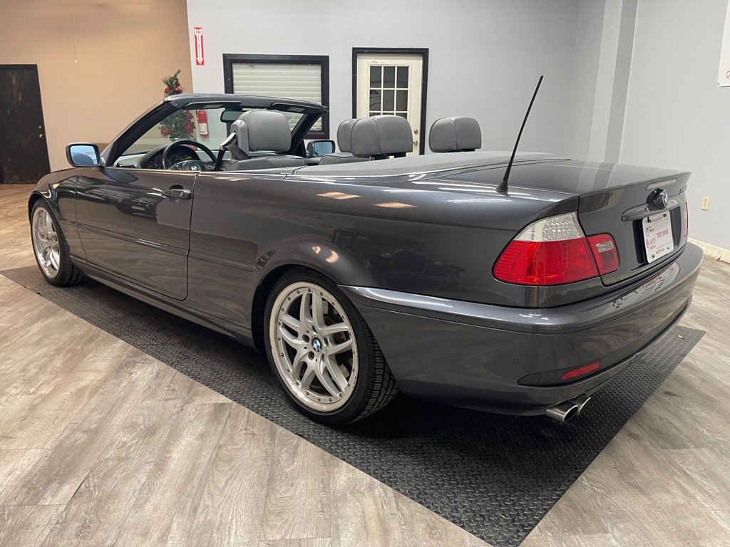 Used 2006 BMW 330Ci Convertible image 13