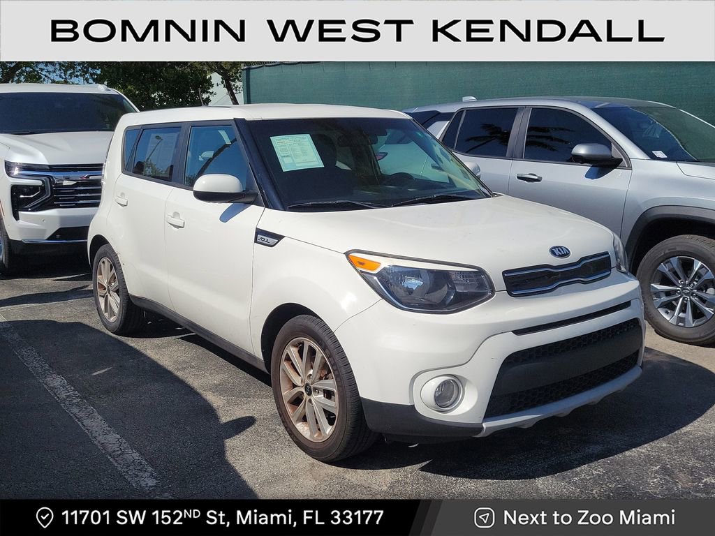 Used 2019 Kia Soul + image 1