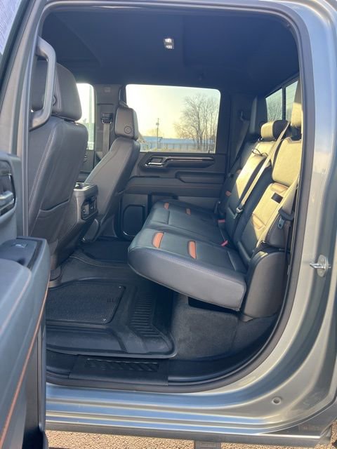 Used 2024 GMC Sierra 2500 AT4 w/ AT4 Preferred Package image 13
