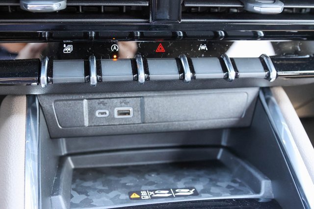 New 2026 GMC Canyon Denali image 20