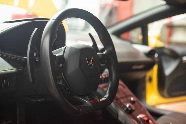 Used 2015 Lamborghini Huracan LP 610-4 image 81