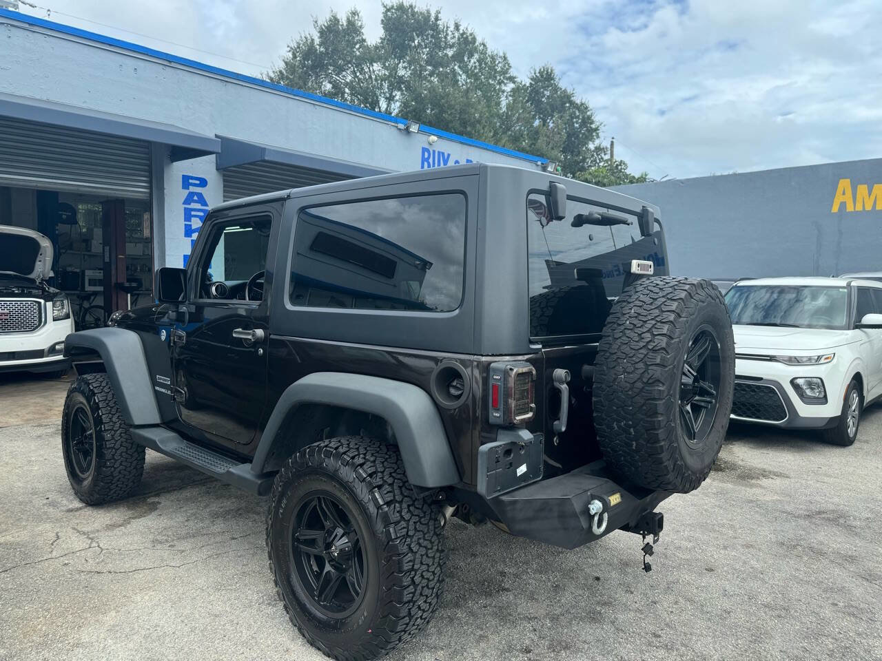 Used 2013 Jeep Wrangler Sport image 11