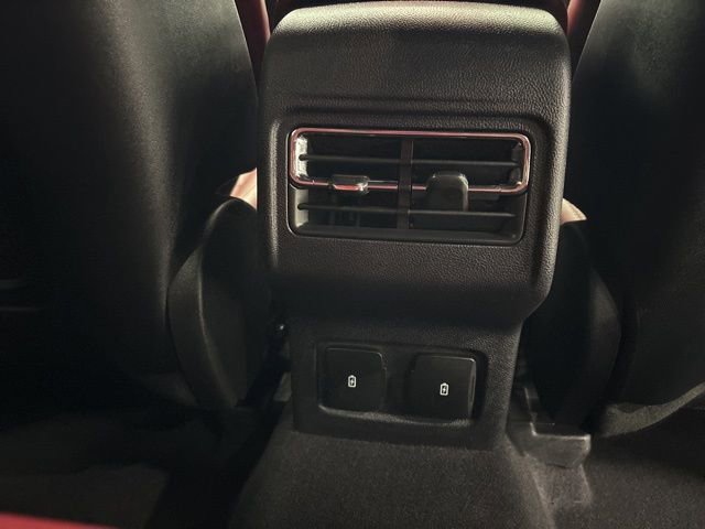 Used 2023 Lincoln Corsair Reserve w/ Rear Removable Package Tray image 29