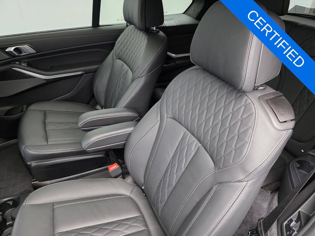 Certified 2024 BMW X7 M60i w/ Executive Package AWD/4WD image 15