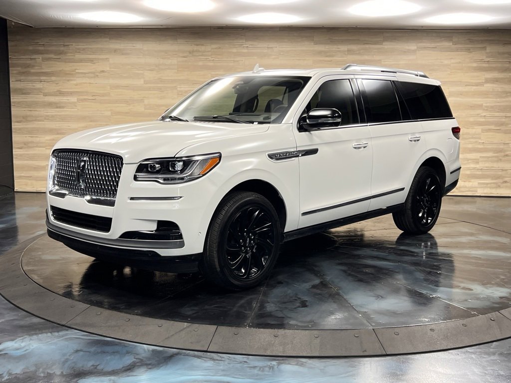 Used 2024 Lincoln Navigator Reserve image 6