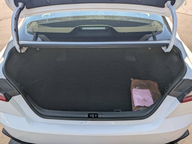 Used 2025 Toyota Camry SE image 16