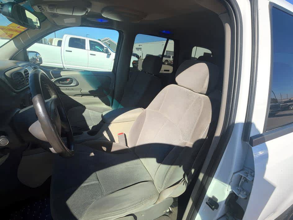Used 2002 Chevrolet TrailBlazer LT AWD/4WD image 12