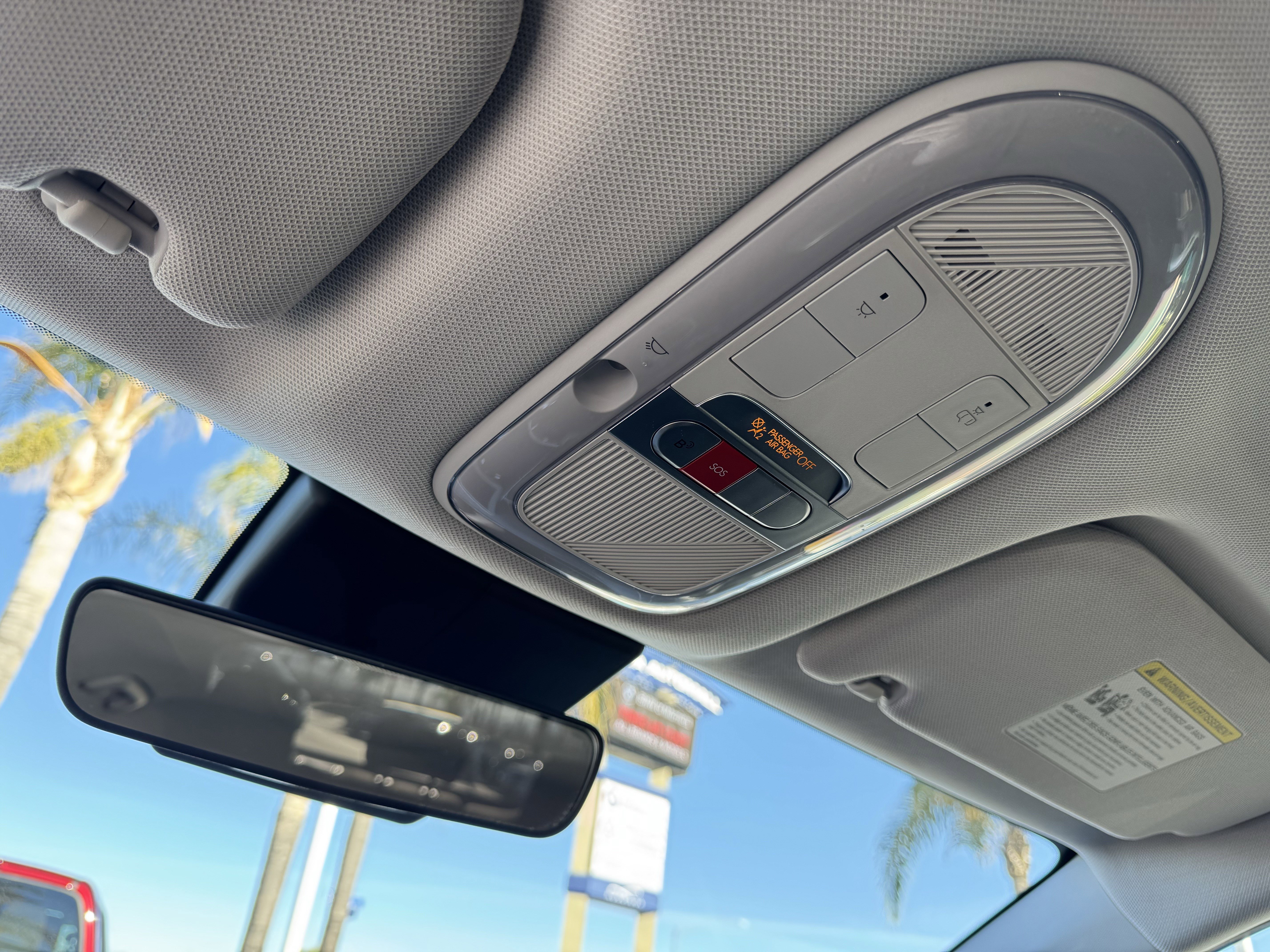 Used 2024 Hyundai Ioniq 5 SE image 32