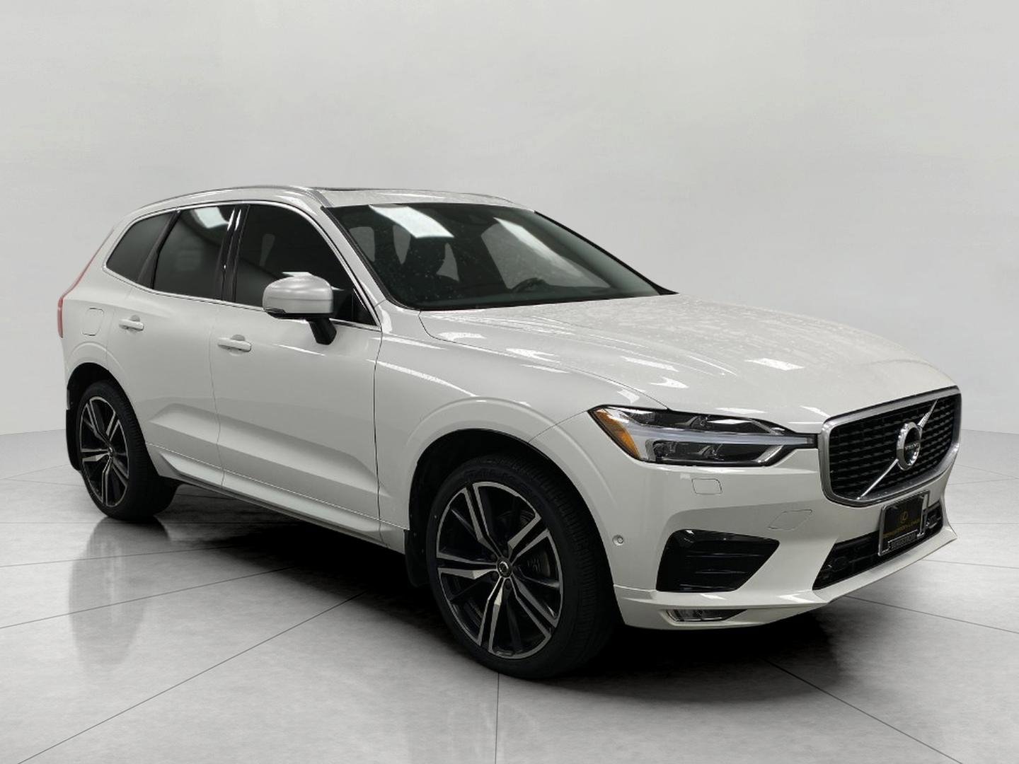 Used 2019 Volvo XC60 T5 R-Design