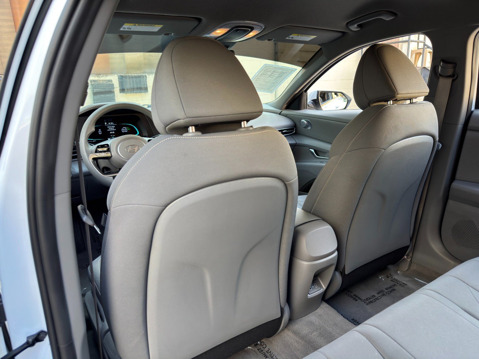 Used 2025 Hyundai Elantra Hybrid FWD image 28