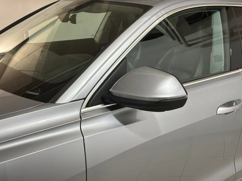 Used 2020 Audi Q8 Premium Plus w/ Premium Plus Package image 26