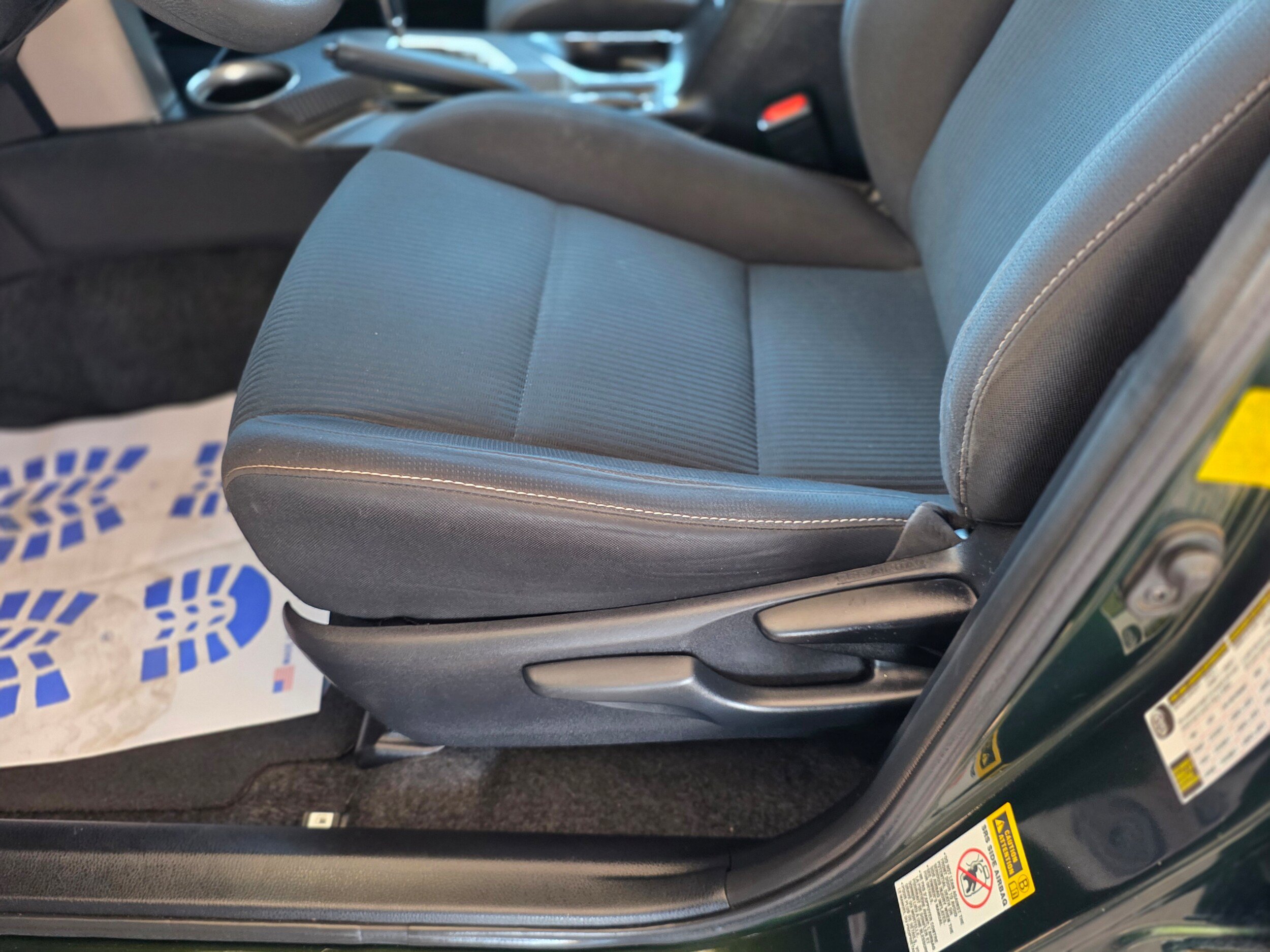 Used 2013 Toyota RAV4 XLE FWD image 14