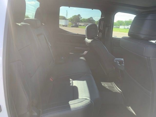New 2026 Toyota Tundra Platinum w/ TRD Off-Road Package AWD/4WD image 29