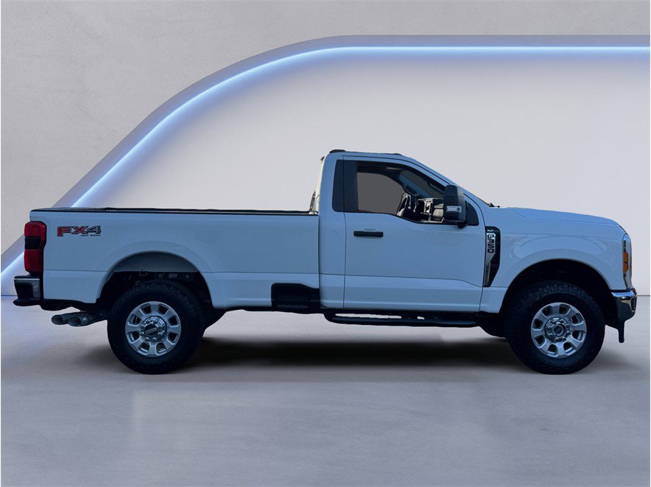 Used 2023 Ford F350 XLT w/ 360-Degree Camera Package image 7
