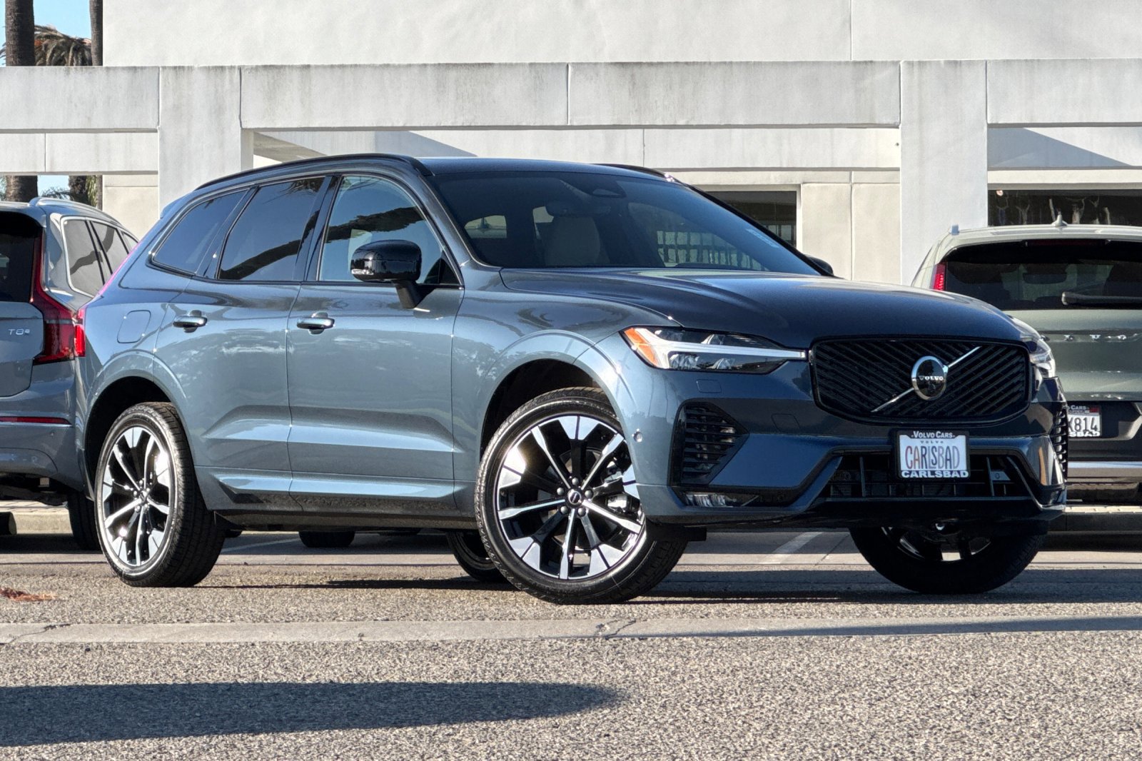 New 2026 Volvo XC60 B5 Plus w/ Climate Package AWD/4WD image 2