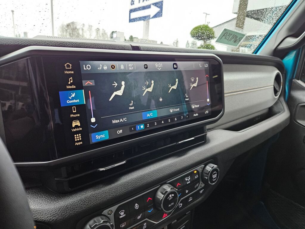 Used 2024 Jeep Wrangler Willys 4xe image 21