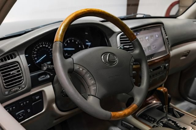 Used 2006 Lexus LX 470 4WD image 25