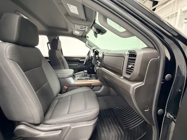 Certified 2024 Chevrolet Silverado 1500 RST w/ Convenience Package II AWD/4WD image 31