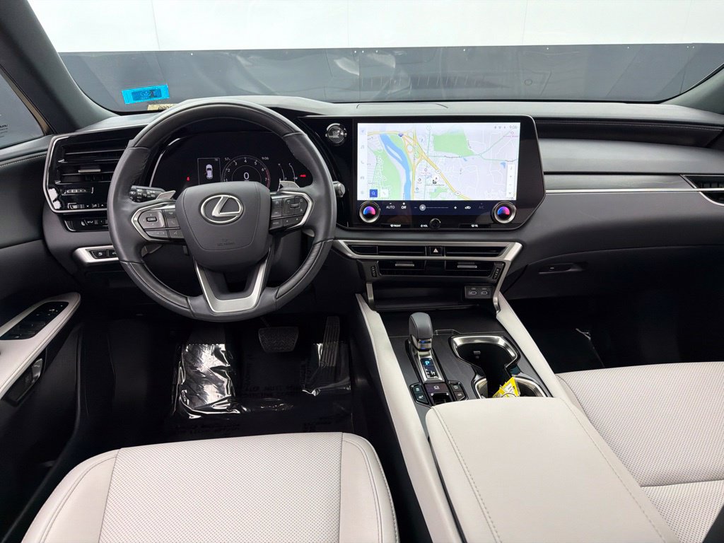 Used 2024 Lexus RX 350 Premium w/ Cold Area Package AWD/4WD image 8