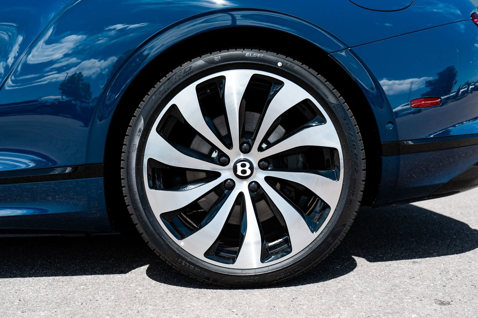 New 2026 Bentley Continental GT AWD/4WD image 7