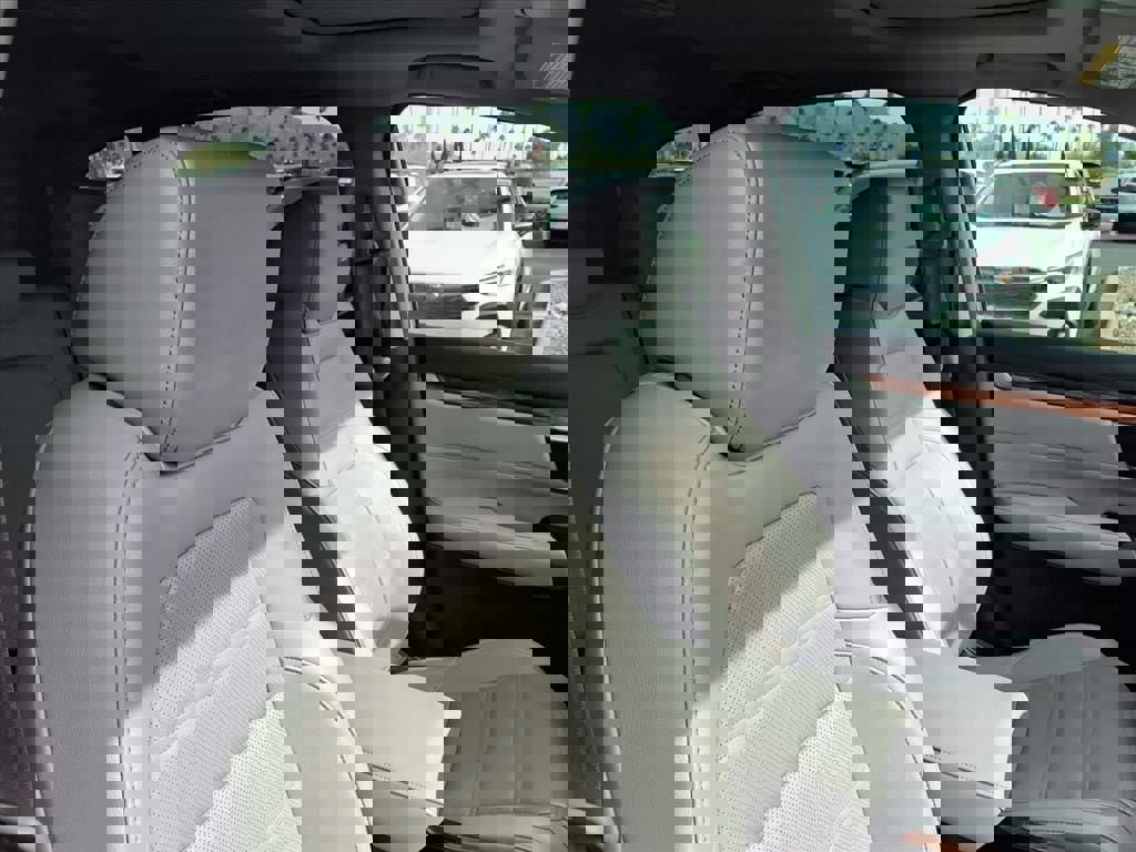 Used 2022 Honda CR-V Touring image 20