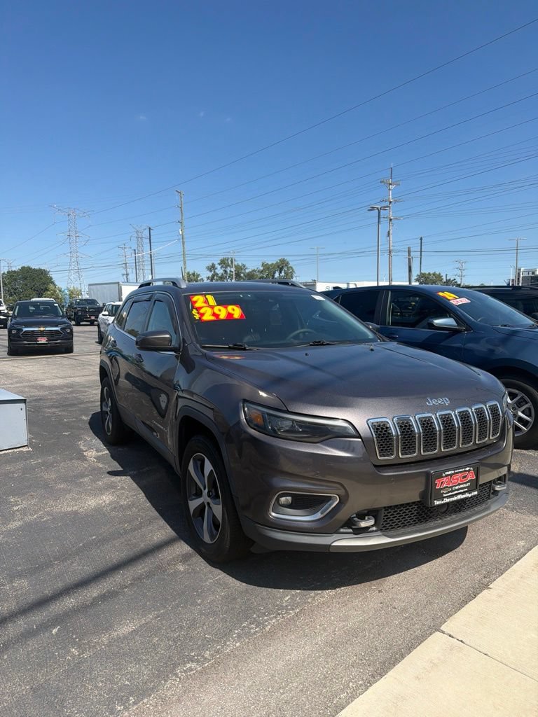 Used 2021 Jeep Cherokee Limited w/ Elite Package AWD/4WD image 3