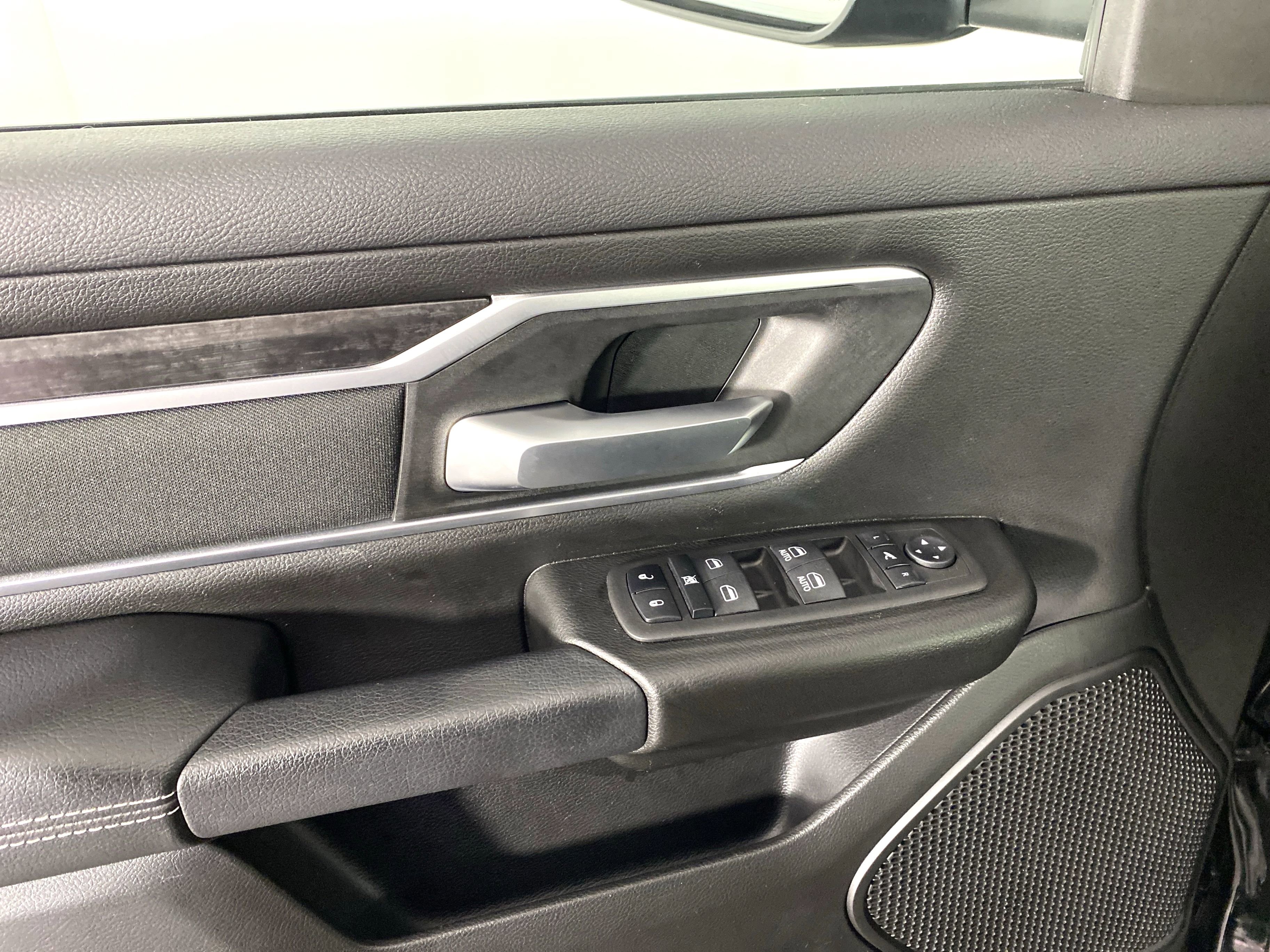 Used 2023 RAM 1500 Big Horn image 16