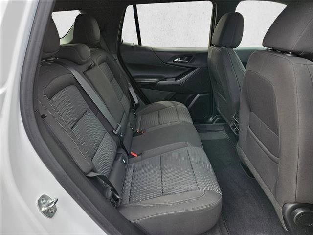 Used 2026 Chevrolet Equinox LT AWD/4WD image 24