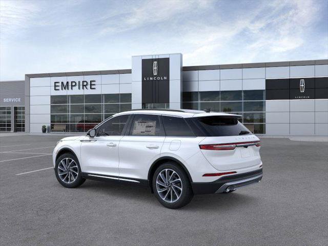 New 2025 Lincoln Corsair AWD image 4