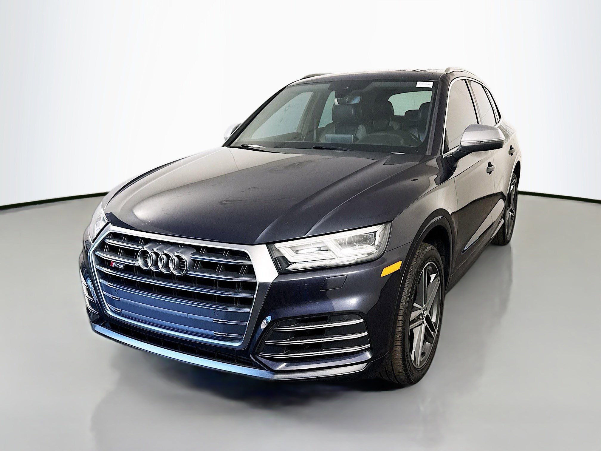 Used 2020 Audi SQ5 Premium Plus w/ Premium Plus Package image 4
