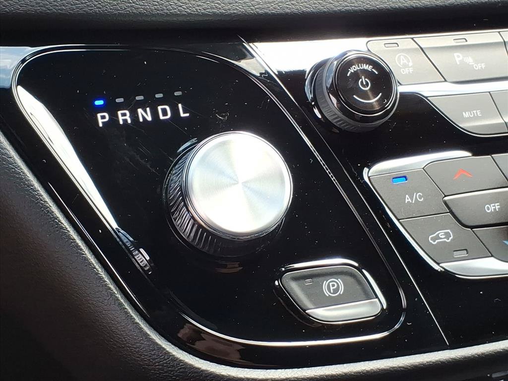 New 2027 Chrysler Pacifica LX FWD image 30