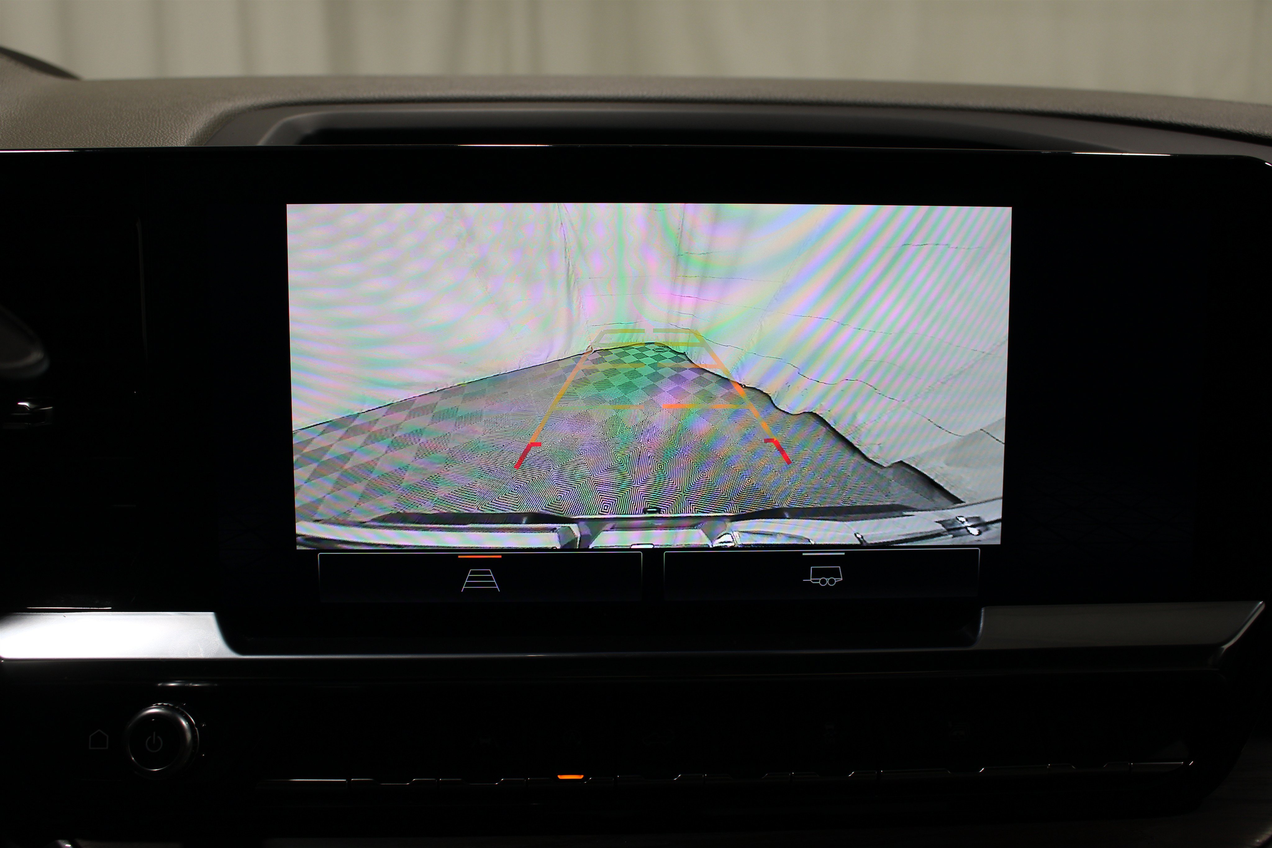 Used 2025 GMC Sierra 1500 SLT RWD image 16