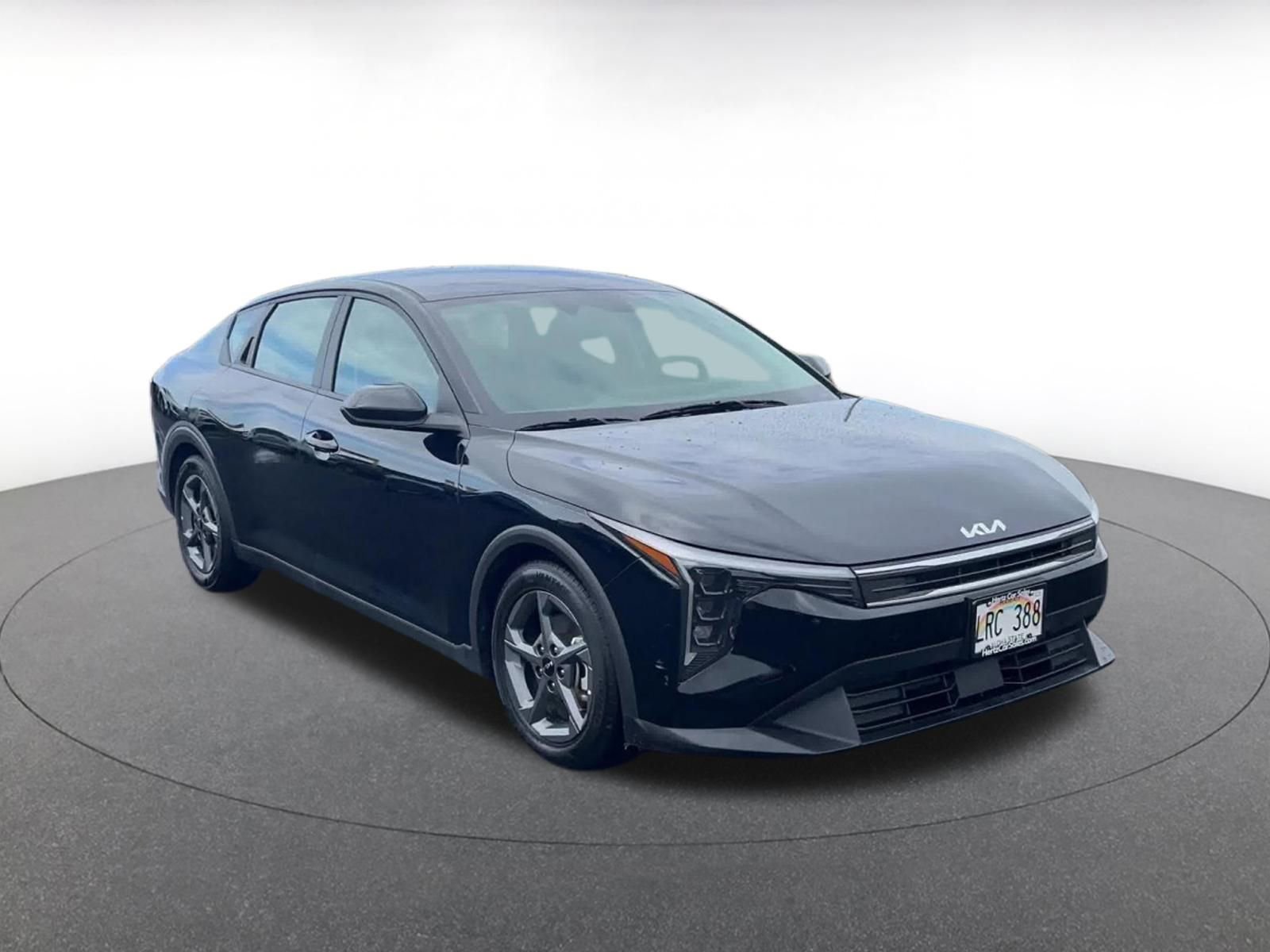 Used 2025 Kia K4 LXS image 3