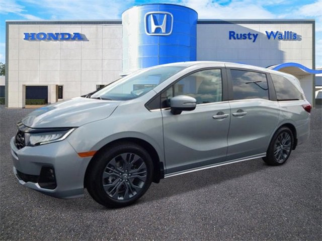 New 2026 Honda Odyssey Touring image 7