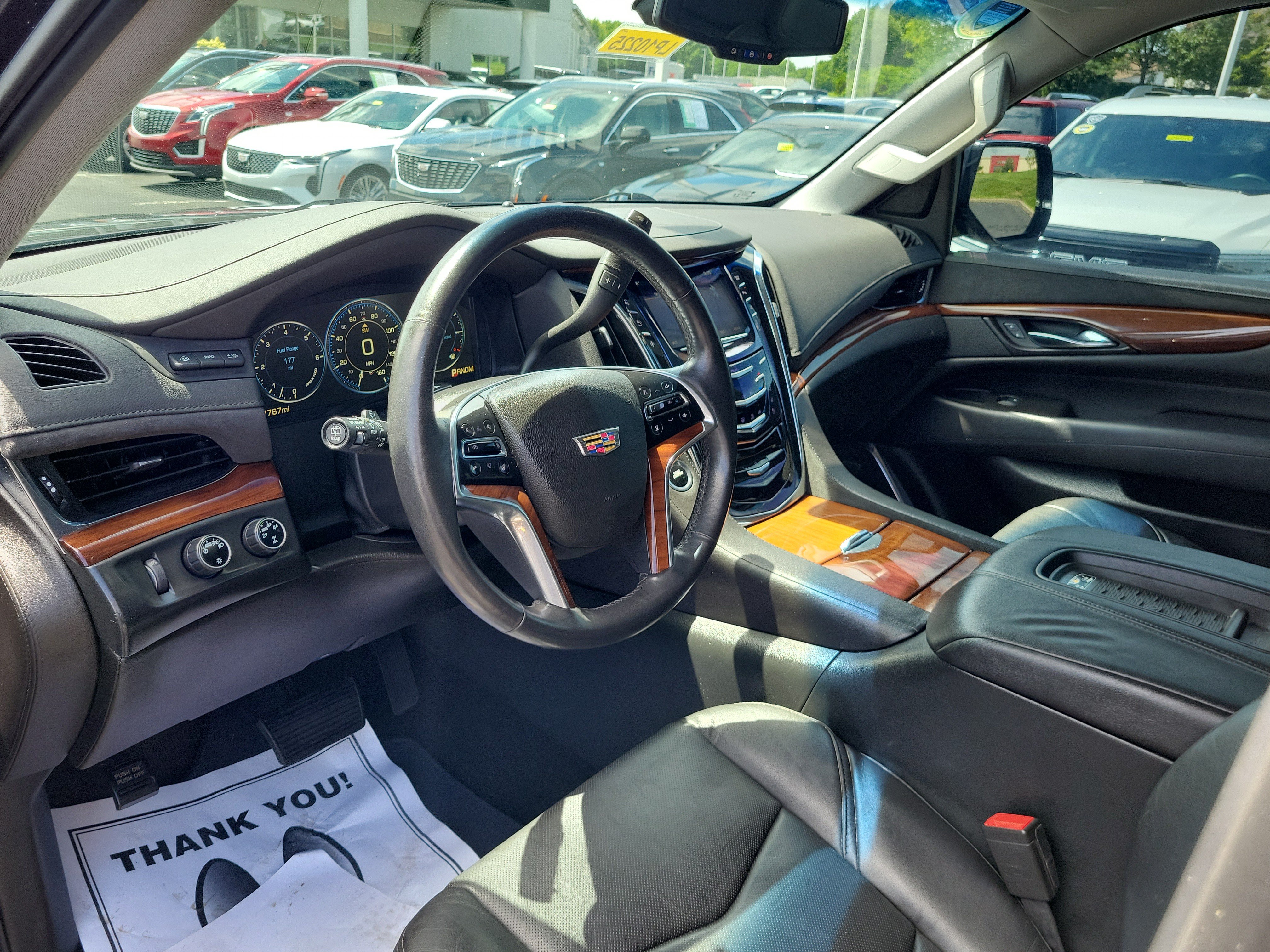 Used 2015 Cadillac Escalade Luxury AWD/4WD image 19
