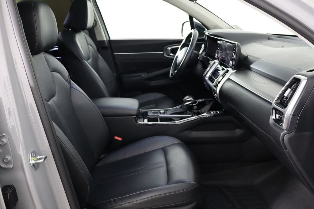 Used 2022 Kia Sorento SX FWD image 18