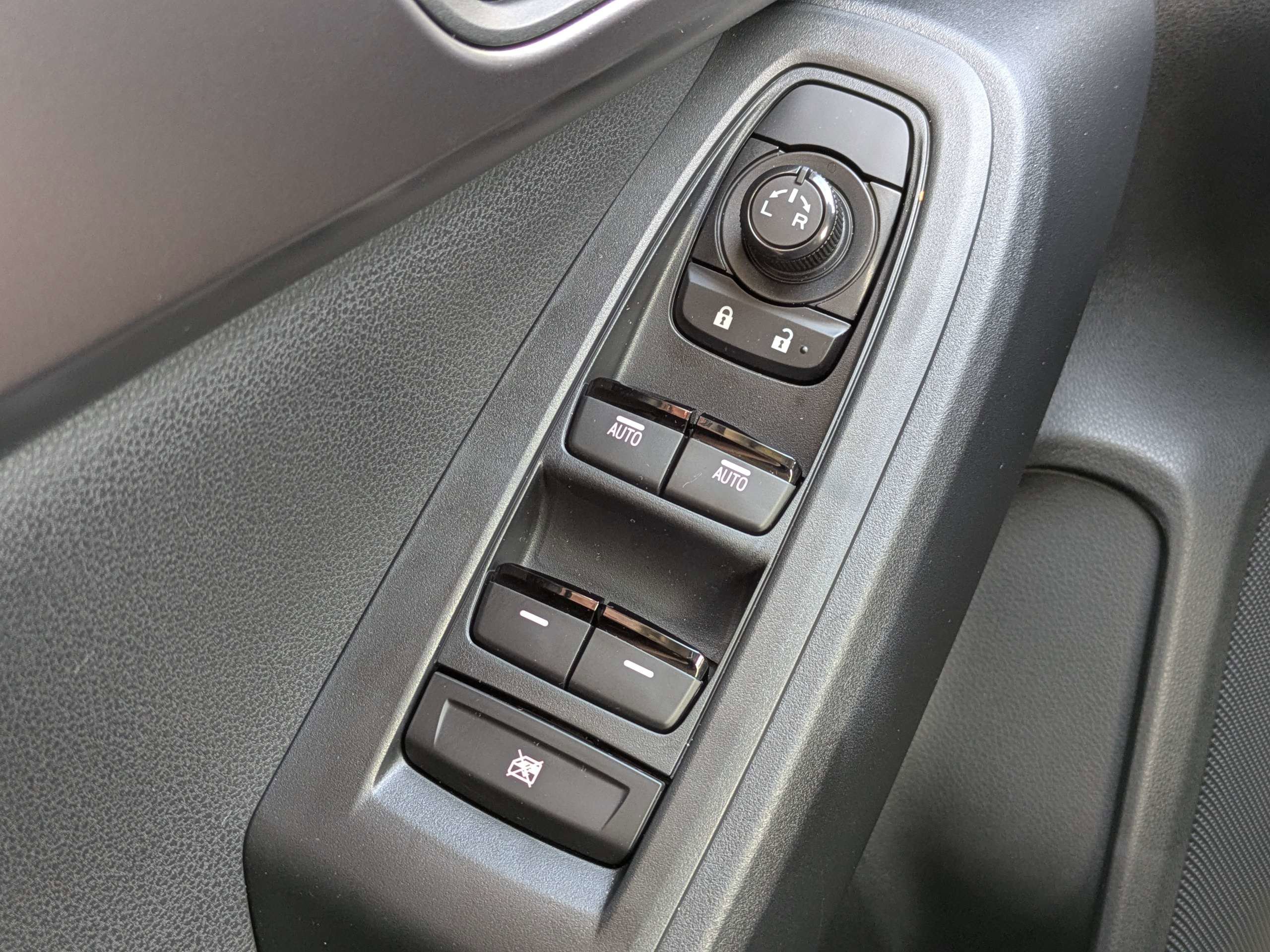 Certified 2025 Subaru Impreza 2.0i image 20