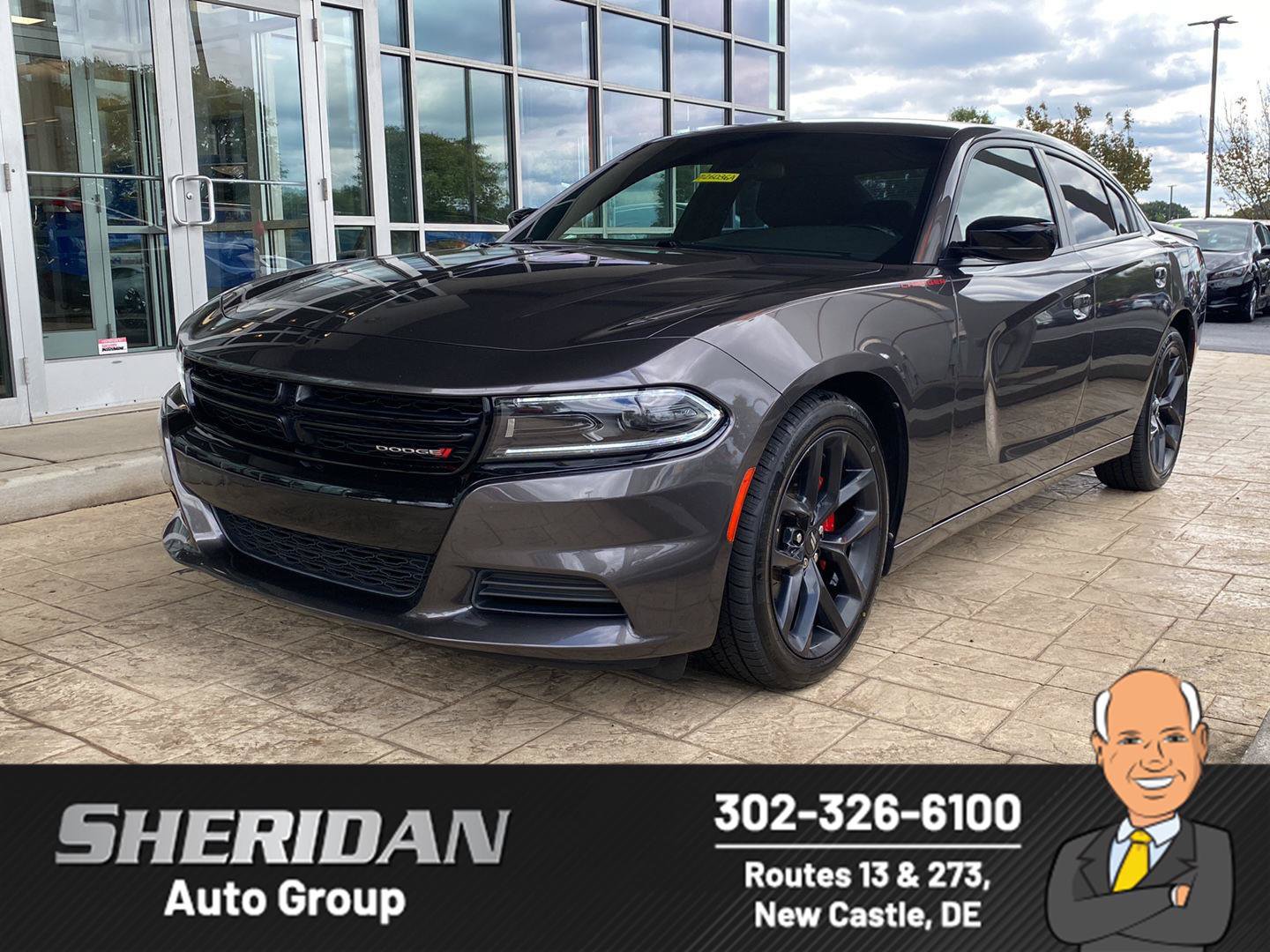 Used 2022 Dodge Charger SXT w/ Blacktop Package RWD image 1