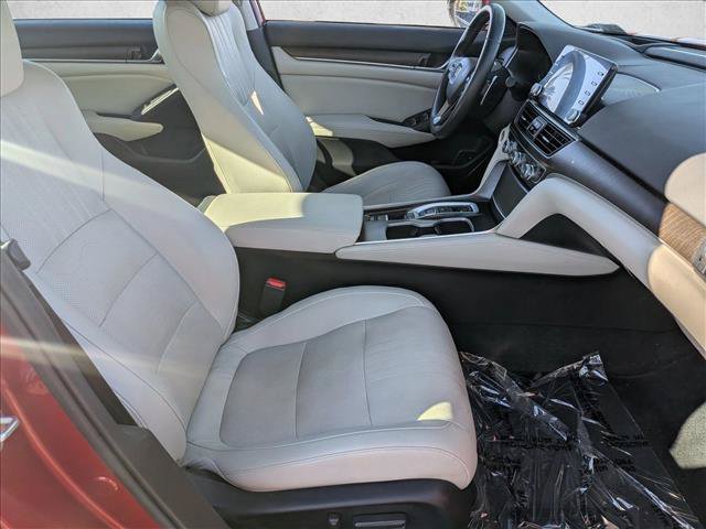 Used 2018 Honda Accord Touring image 26